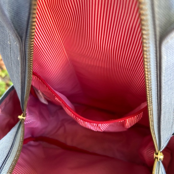 Herschel Supply Co Nova back pack, 15”x 12”x 5” - Picture 9 of 16